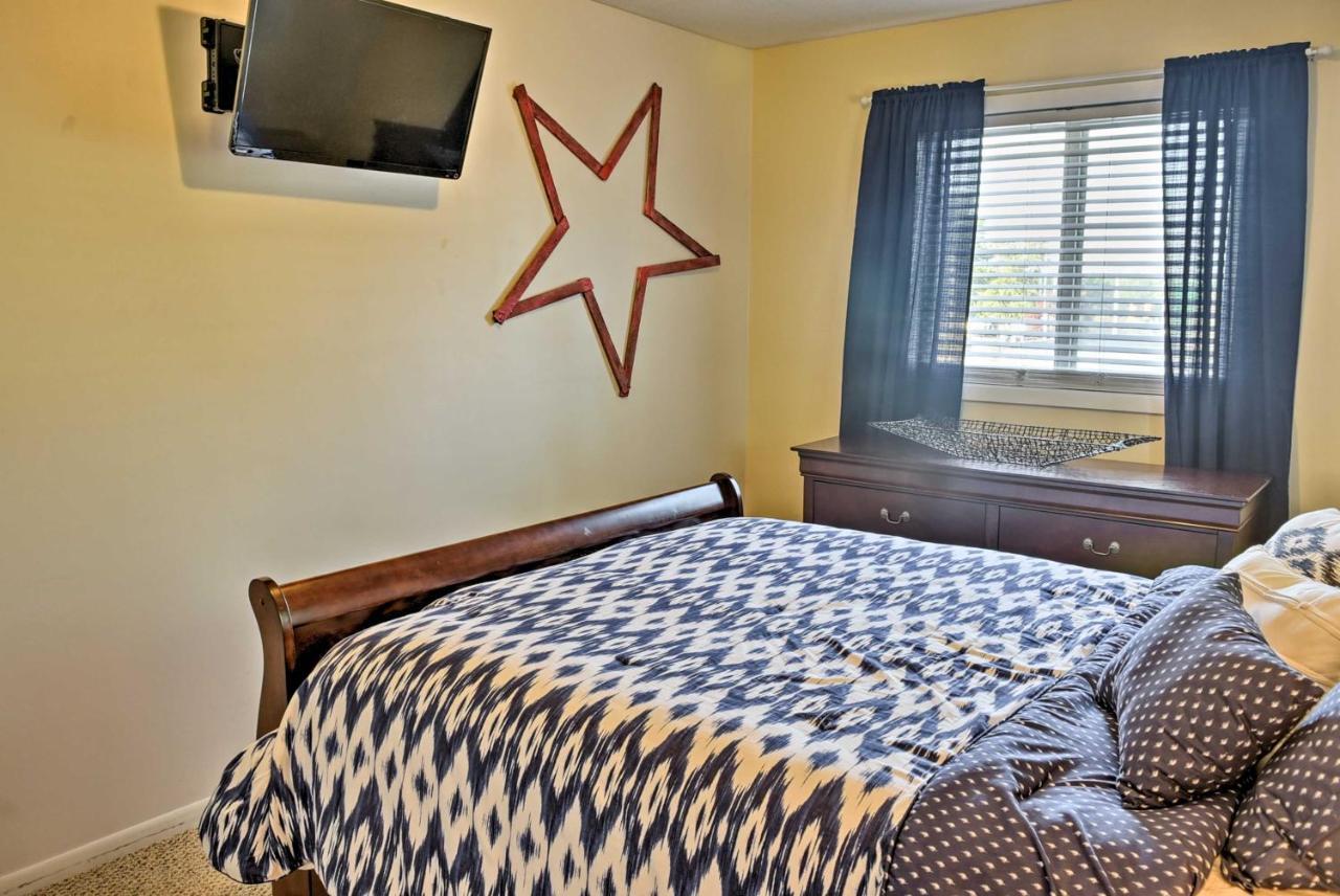 East Tawas Apartment Near Lake Huron And Downtown! Extérieur photo