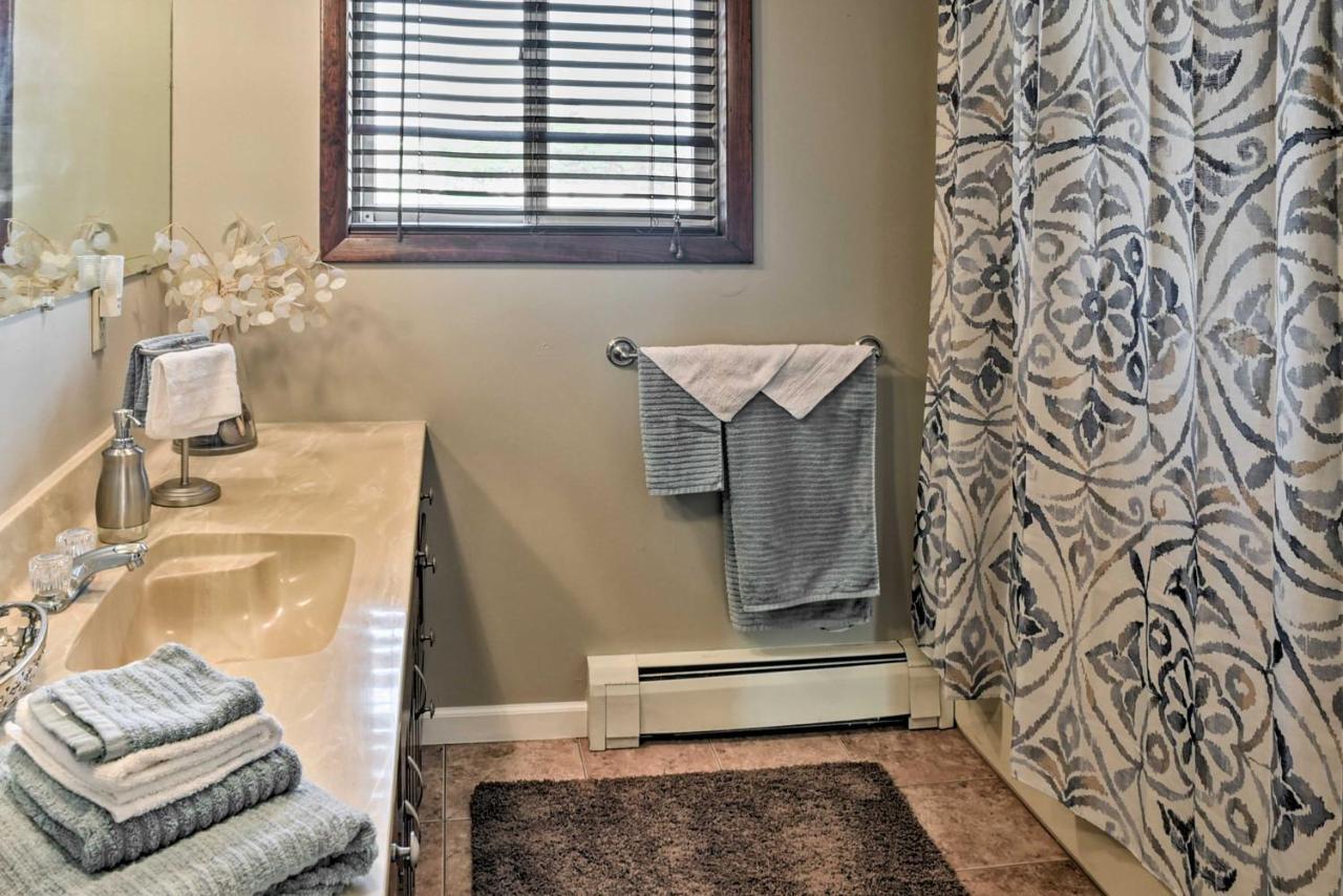 East Tawas Apartment Near Lake Huron And Downtown! Extérieur photo